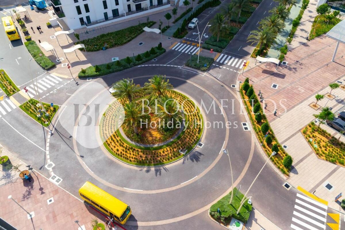 Bloomfields 1br Deluxe In Water Edge Apartment Abu Dhabi