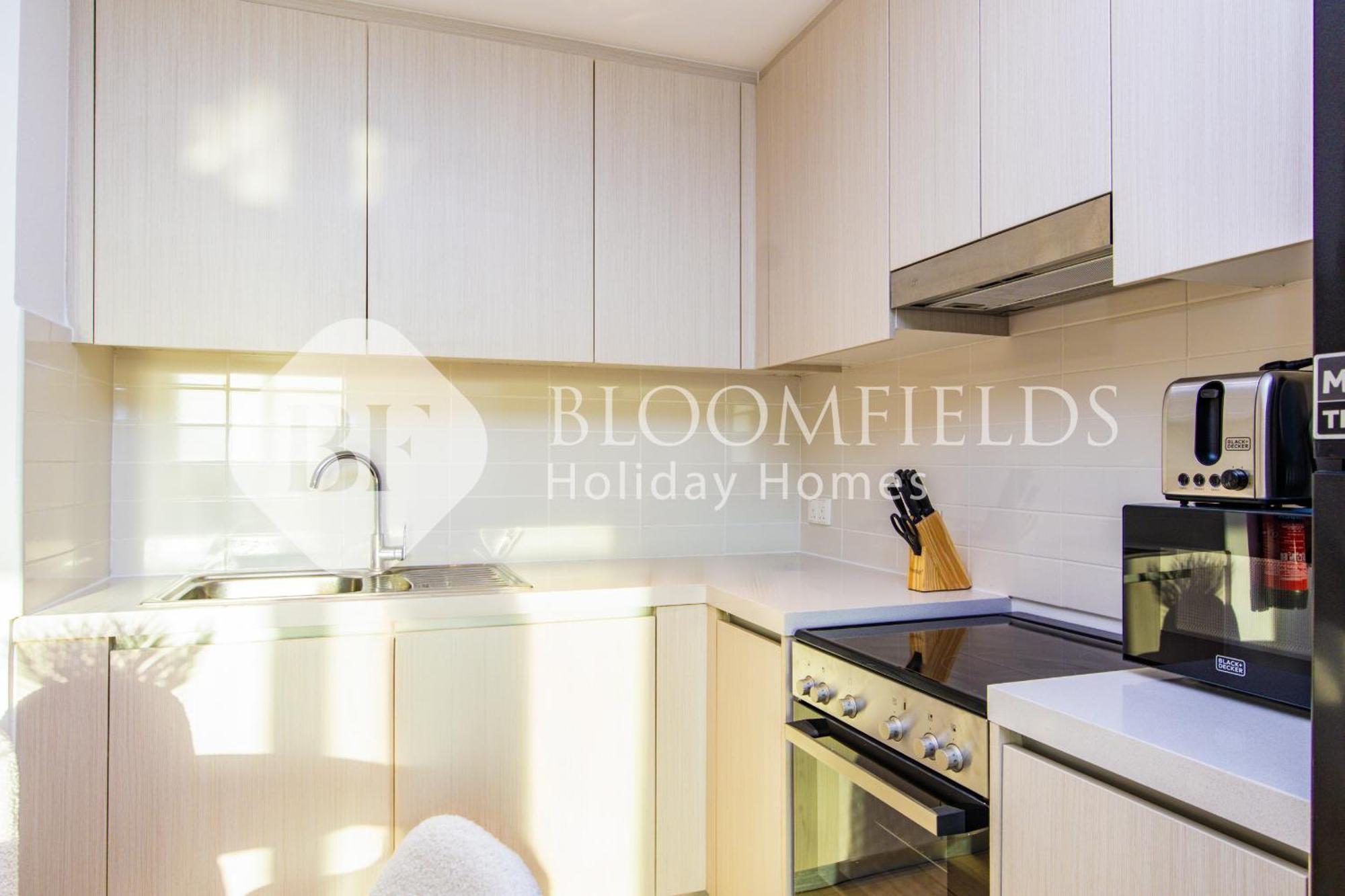 Bloomfields 1br Deluxe In Water Edge * Abu Dhabi